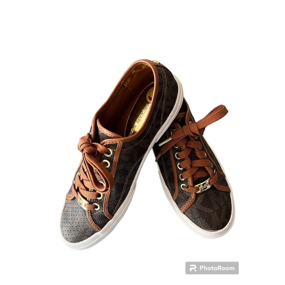 Michael Kors Monogram Sneaker - Picture 2 of 7